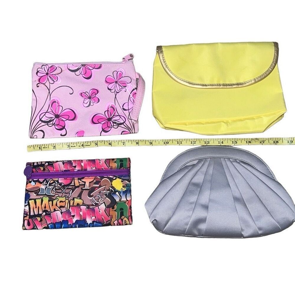 Multiple Cosmetic Travel Bags - Picture 2 of 4